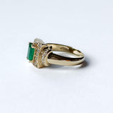 Vintage Emerald Bombé Ring