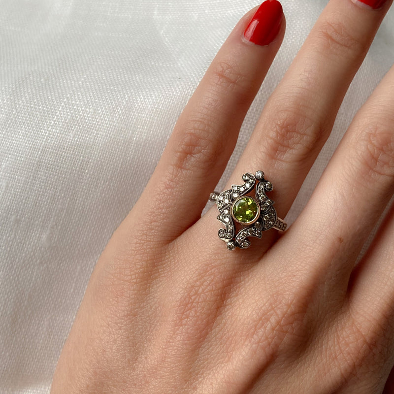 Peridot Gatsby Ring