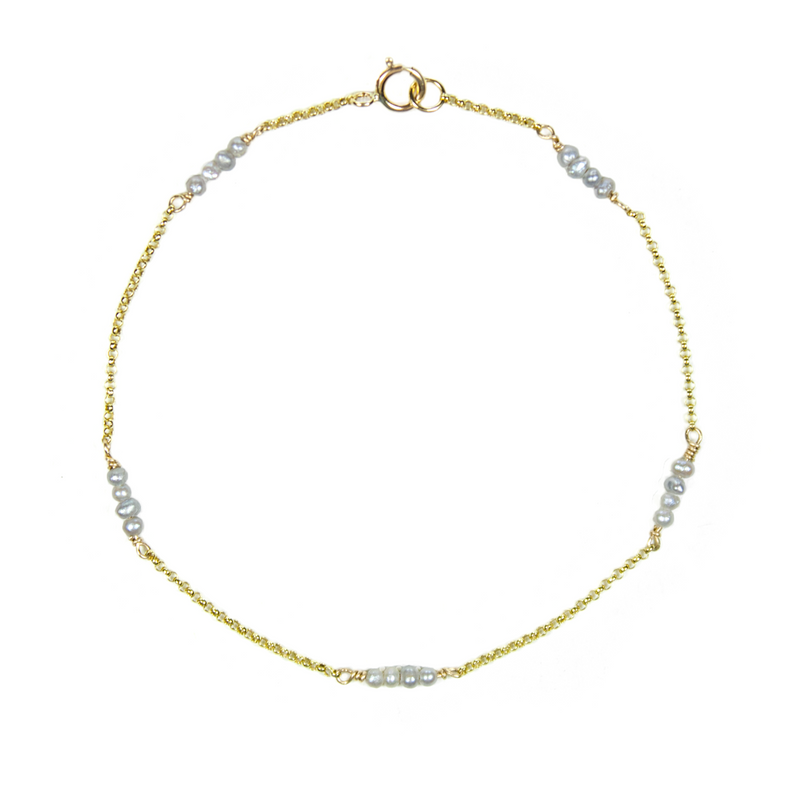 Grey Pearl Grace Bracelet - 9ct Gold