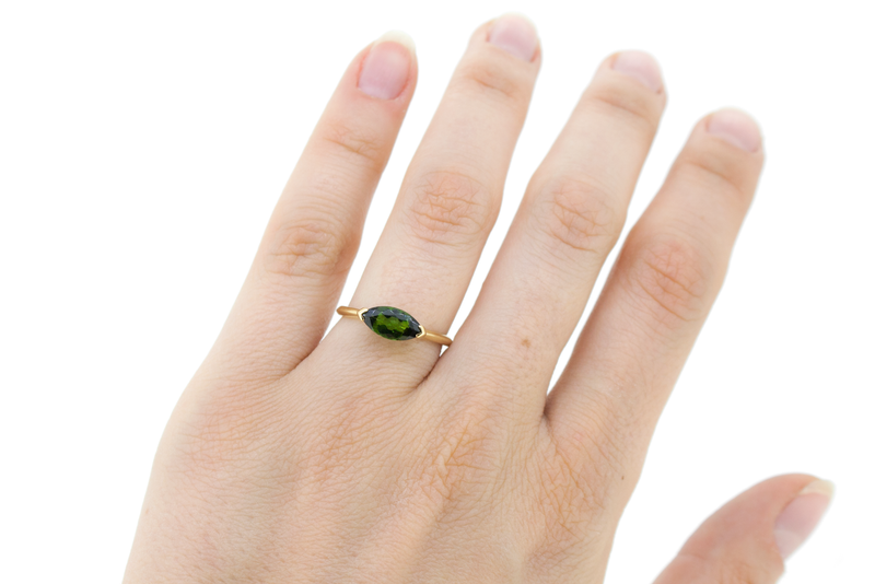 The Alexis Ring